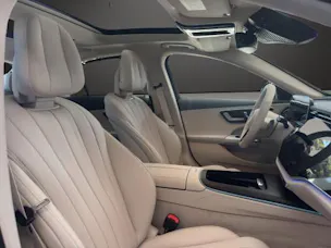 MERCEDES-BENZ E 220 d 4Matic