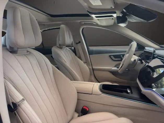 MERCEDES-BENZ E 220 d 4Matic