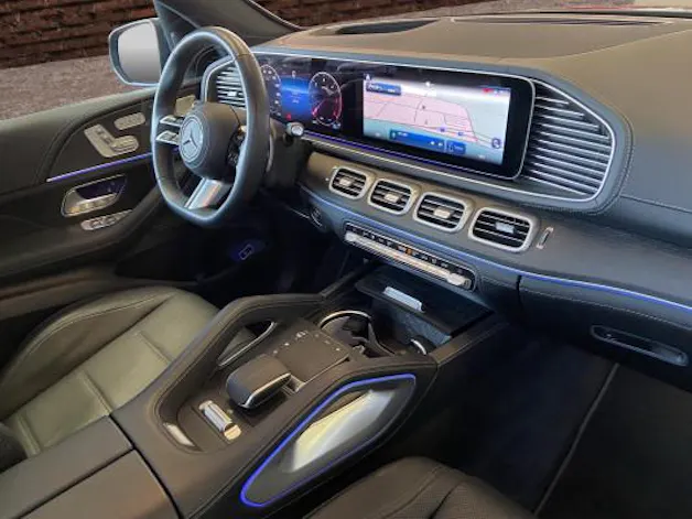 MERCEDES-BENZ GLE 300 d 4Matic