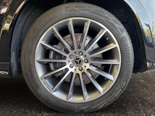 MERCEDES-BENZ GLE 300 d 4Matic