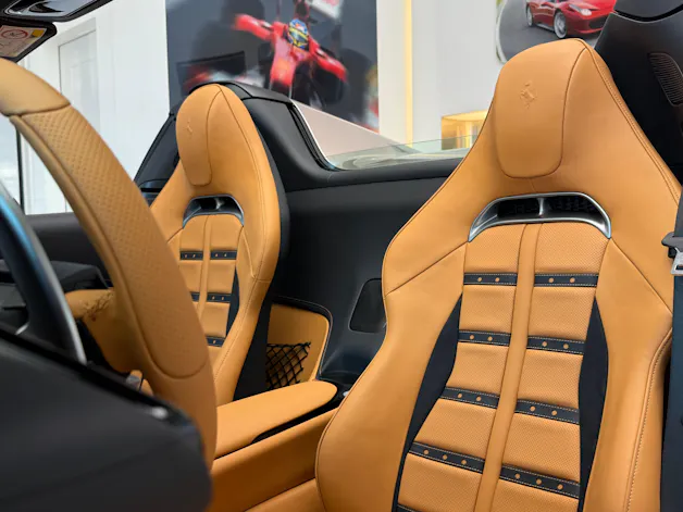FERRARI 12 Cilindri Spider