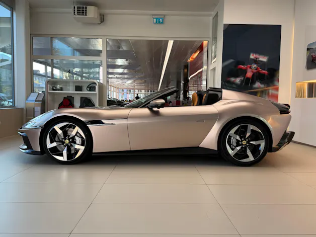 FERRARI 12 Cilindri Spider