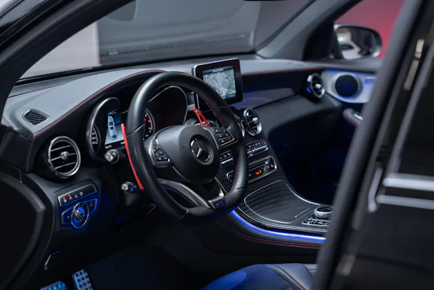 MERCEDES-BENZ GLC 43 AMG 4m Coupè / CH-Fahrzeug / 360°Kamera / Ambientebeleuchtung