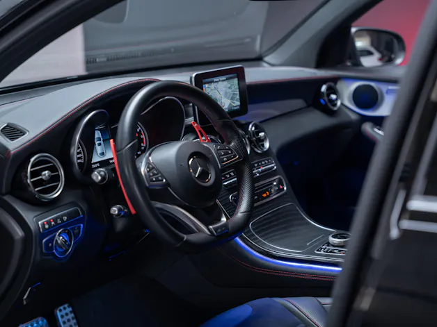 MERCEDES-BENZ GLC 43 AMG 4m Coupè / CH-Fahrzeug / 360°Kamera / Ambientebeleuchtung