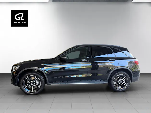 MERCEDES-BENZ GLC 300 e AMG Line 4Matic 9G-Tronic