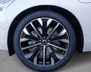 VOLVO XC60 2.0 T8 TE Ultra Dark eAWD