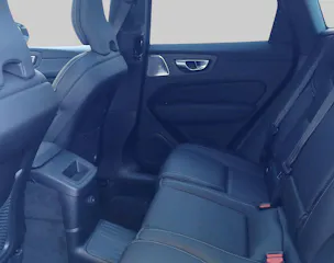 VOLVO XC60 2.0 T8 TE Ultra Dark eAWD