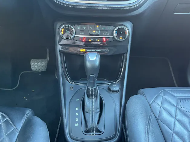 FORD Puma 1.0 MHEV ST-Line Vignale Automat