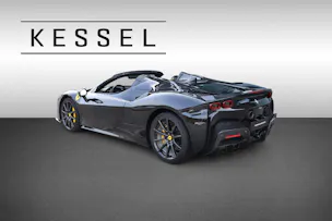 FERRARI SF90 Spider