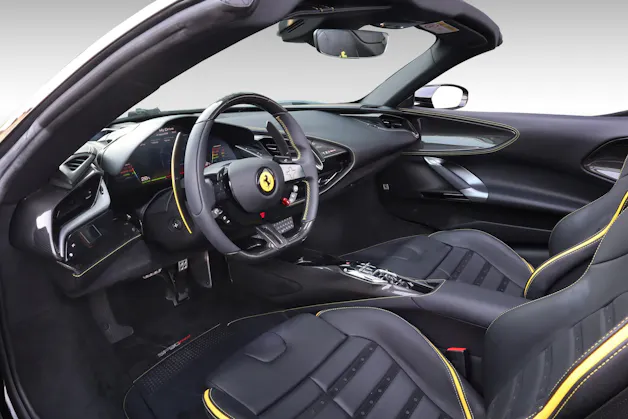 FERRARI SF90 Spider