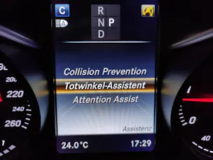 MERCEDES-BENZ GLC 250 d AMG Line 4m