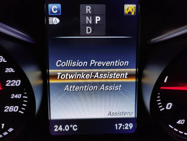 MERCEDES-BENZ GLC 250 d AMG Line 4m