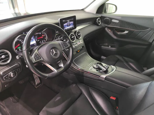 MERCEDES-BENZ GLC 250 d AMG Line 4m