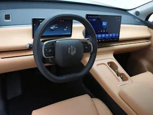 Leapmotor C10 Design Pro MAX AWD