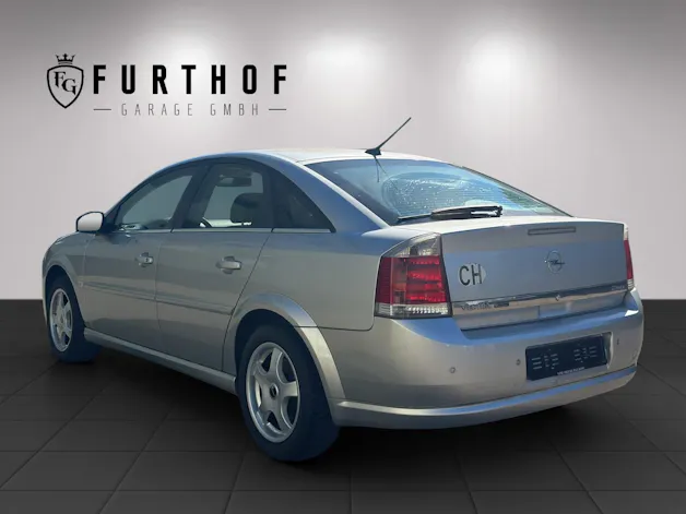 OPEL Vectra 2.2 Diamond Automatic