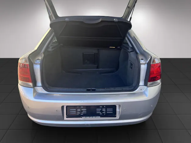 OPEL Vectra 2.2 Diamond Automatic