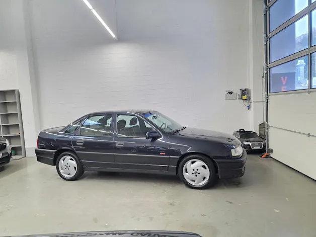 OPEL Vectra 2.0i Turbo 4x4 1 von 7 sehr selten mit Vollleder Ausstatung