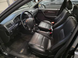 OPEL Vectra 2.0i Turbo 4x4 1 von 7 sehr selten mit Vollleder Ausstatung