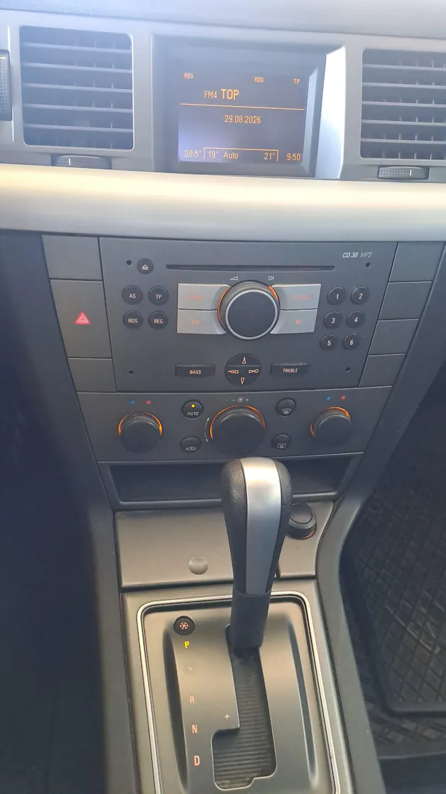 OPEL Vectra 2.2 Comfort