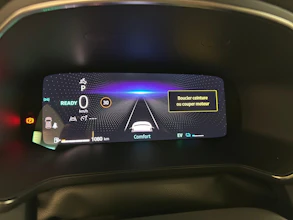 https://vehicle.imgix.net/4490785/8537c364-cf0e-4c71-80a0-1032371f6f68.jpg
