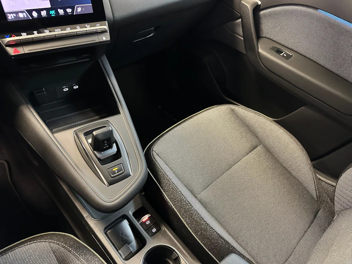 image du véhicule MITSUBISHI GRANDIS