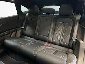 https://vehicle.imgix.net/4490802/b4da5a3c-257f-4f4a-833e-5e7278acac53.jpg