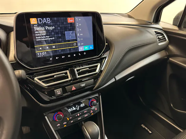 Suzuki S-Cross 1.5 Compact Top Hybrid 4x4