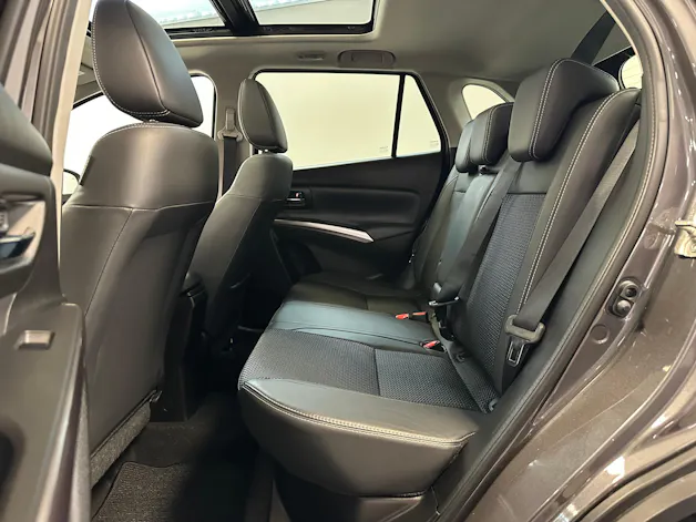Suzuki S-Cross 1.5 Compact Top Hybrid 4x4