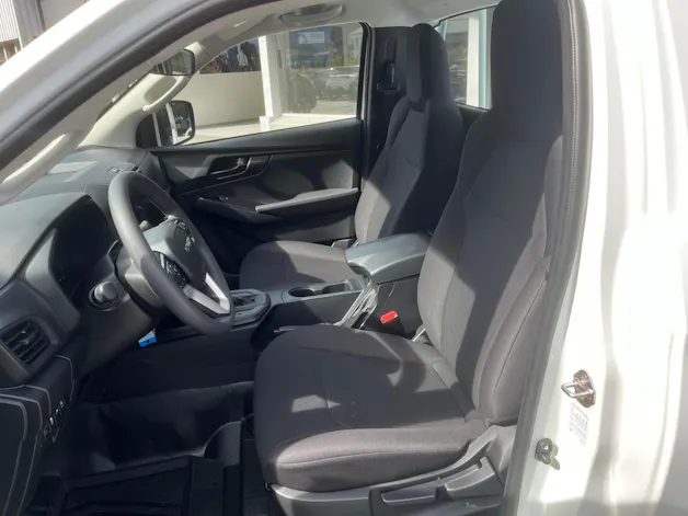 ISUZU D-Max Single Pick-up 2.2 DDi B-Strong 4x4