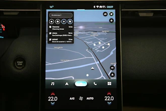 https://vehicle.imgix.net/4490899/1bdfd2cf-d749-4ac9-91d1-5c85e7b86e2b.jpg
