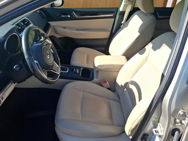 Subaru Outback 2.5i Luxury AWD