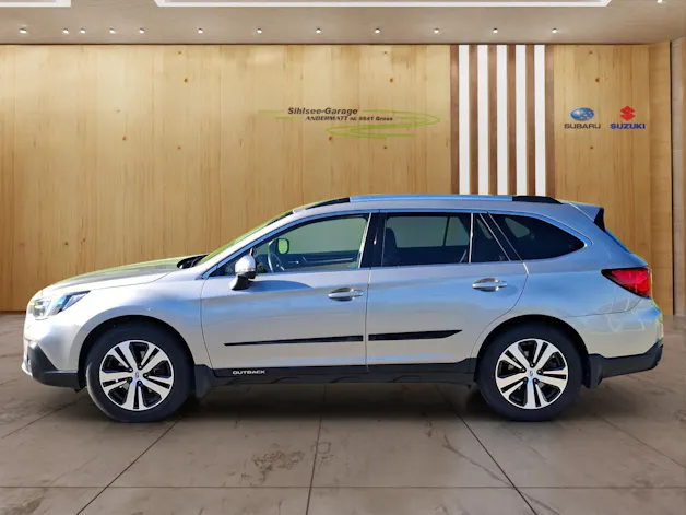 Subaru Outback 2.5i Luxury AWD