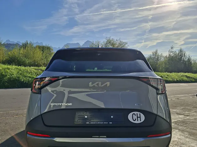 Kia Sportage 1.6 T-GDi Hybrid Power Edition
