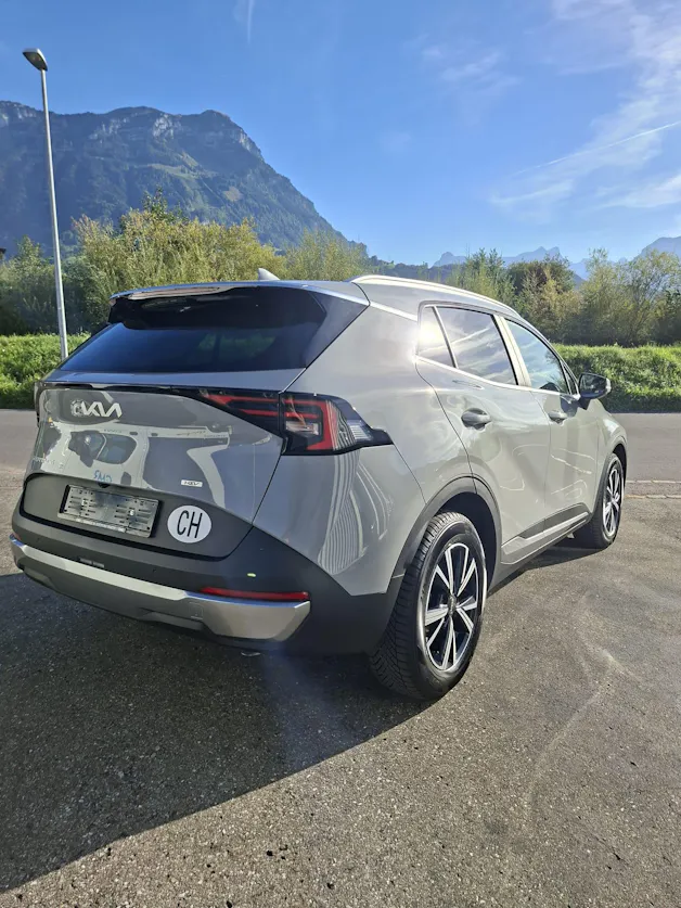 Kia Sportage 1.6 T-GDi Hybrid Power Edition