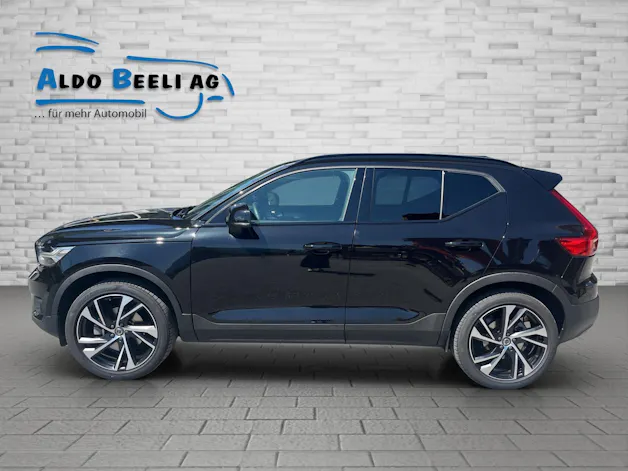 VOLVO XC40 2.0 B5 MH R-Design AWD