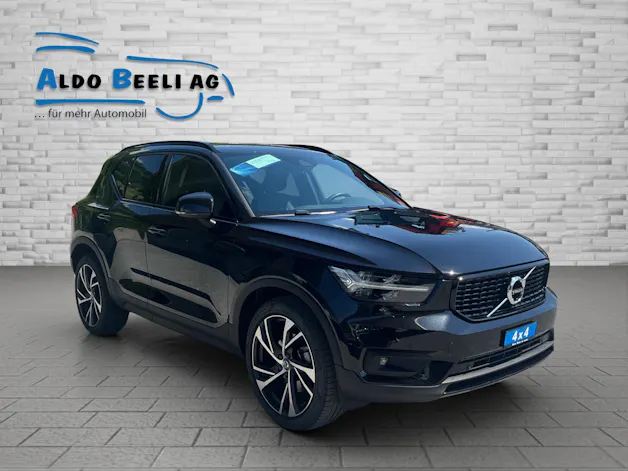 VOLVO XC40 2.0 B5 MH R-Design AWD