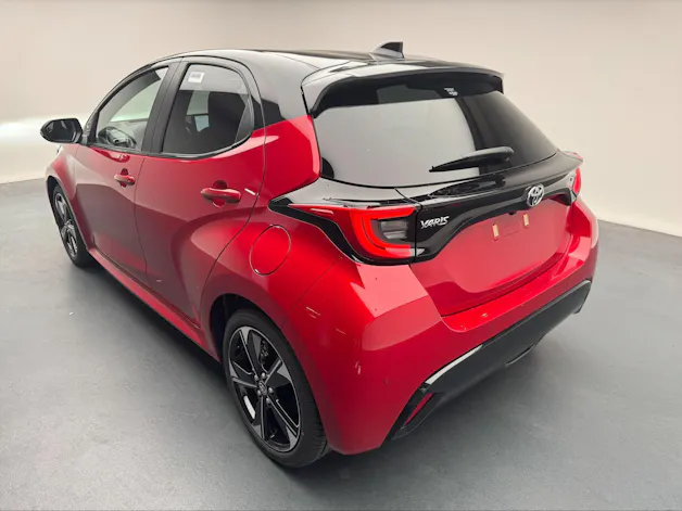 Toyota Yaris 1.5 VVT-i HSD Premium