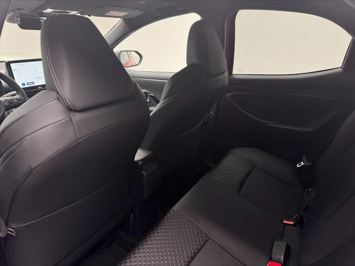Fahrzeugbild TOYOTA YARIS