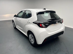 Fahrzeugbild TOYOTA Yaris 1.5 VVT-i HSD Comfort