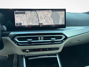 https://vehicle.imgix.net/4491001/ba5b1bcc-3889-4a8d-a046-3b107115b9be.jpg