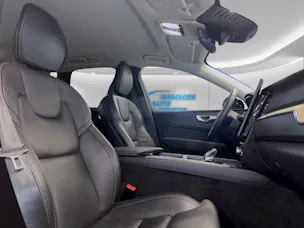 VOLVO XC60 2.0 T6 TE Plus Dark eAWD