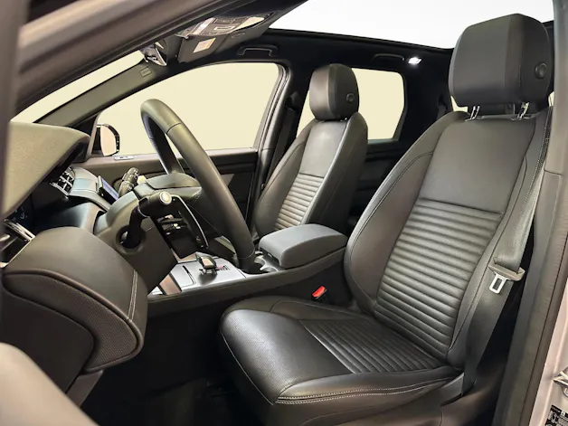 Land Rover Discovery Sport 1.5 T 270e Dynamic SE