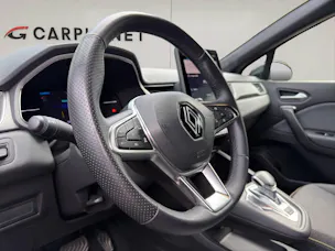 RENAULT Captur 1.6 E-Tech techno