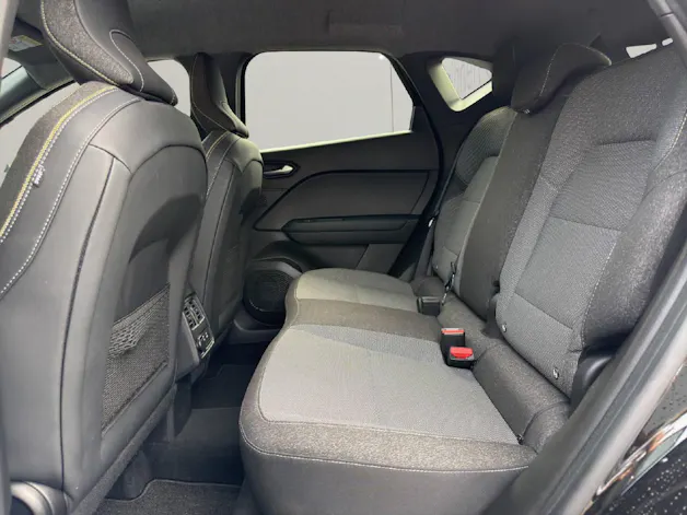 RENAULT Captur 1.6 E-Tech techno