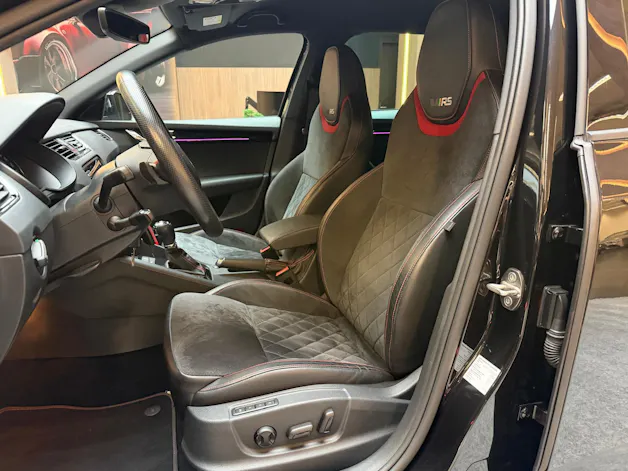 SKODA Octavia Combi 2.0 TSI 245 RS DSG