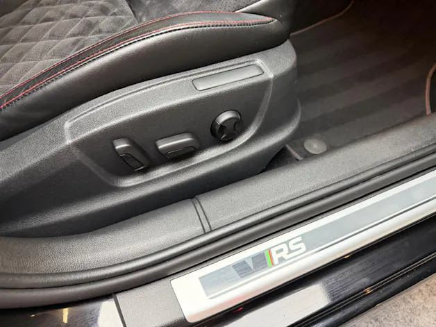 SKODA Octavia Combi 2.0 TSI 245 RS DSG