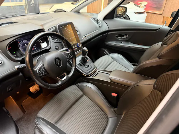 RENAULT Grand Scénic 1.8 Blue dCi Zen EDC