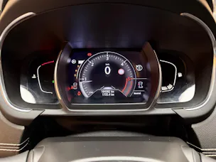 RENAULT Grand Scénic 1.8 Blue dCi Zen EDC