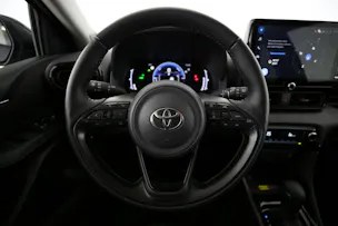 Toyota Yaris 1.5 VVT-i HSD Trend
