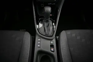 Toyota Yaris 1.5 VVT-i HSD Trend